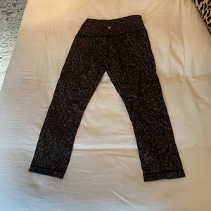 Lululemon Leggings (Size 6)